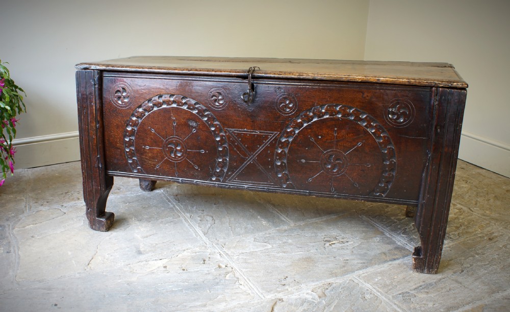 A Rare and Early 16th Century Welsh Oak Coffer. View XIV