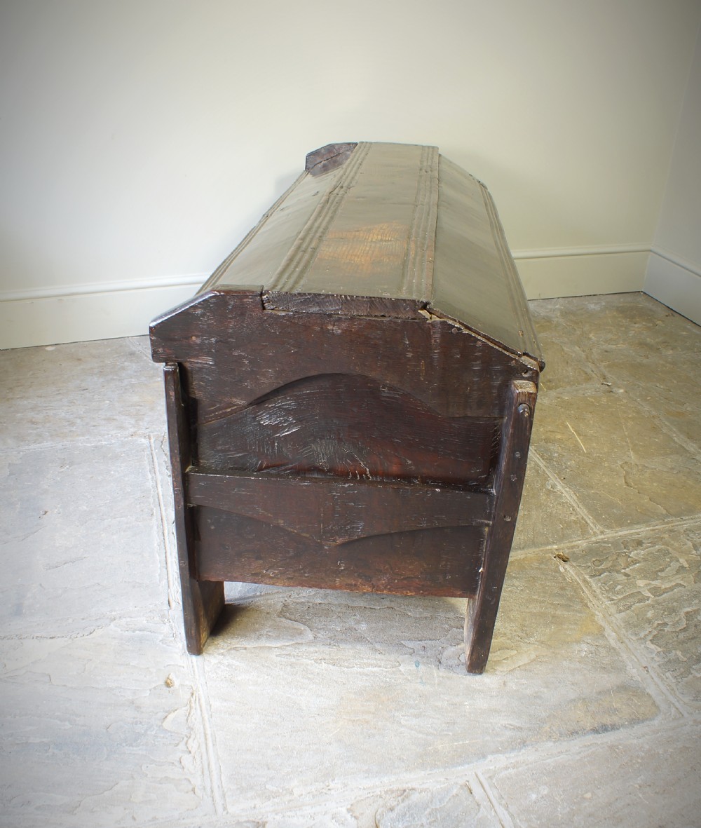 A 16th century boarded oak clamp-front meal chest or ark, Welsh Borders, circa 1550 View VI