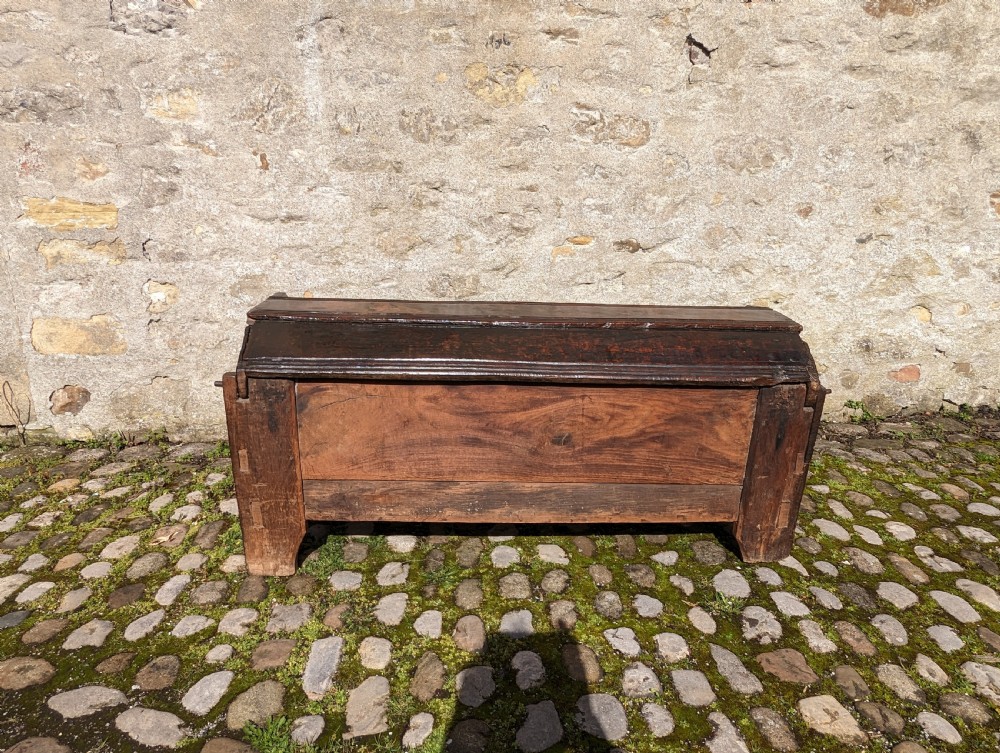 A 16th century boarded oak clamp-front meal chest or ark, Welsh Borders, circa 1550 View IX