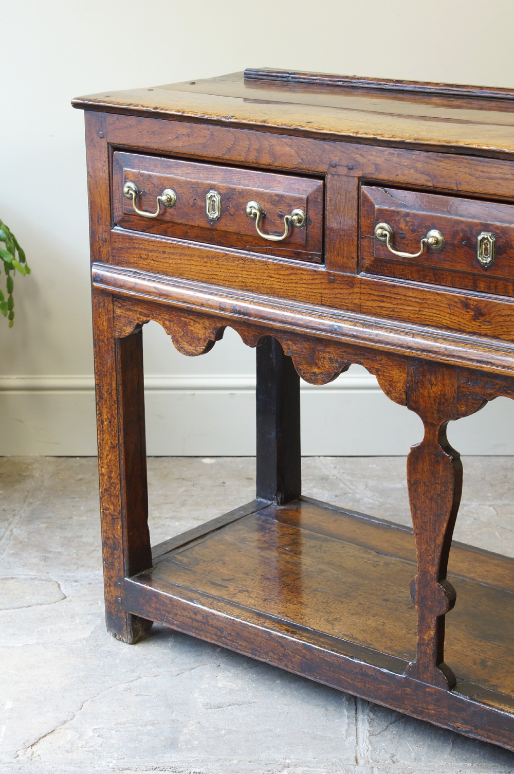 18th Century Oak Dresser Base.  View VI