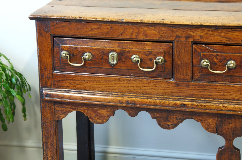 18th Century Oak Dresser Base.  View XIII