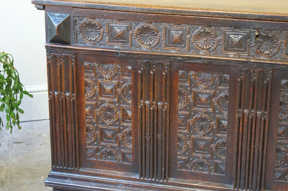A Superb Late  Elizabethan 16th Century Oak Coffer. View VII