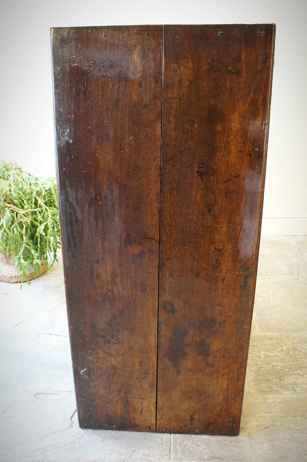 A Superb Late  Elizabethan 16th Century Oak Coffer. View XV