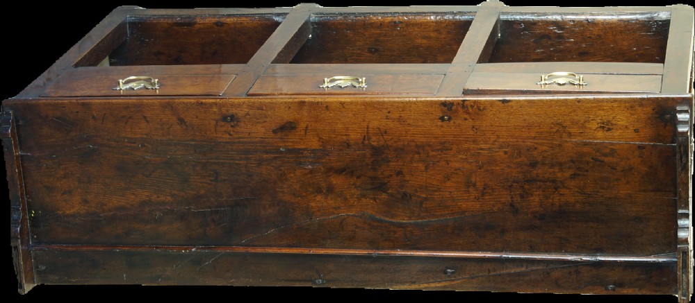 A Small Georgian Oak Potboard Dresser and Rack. View XIV