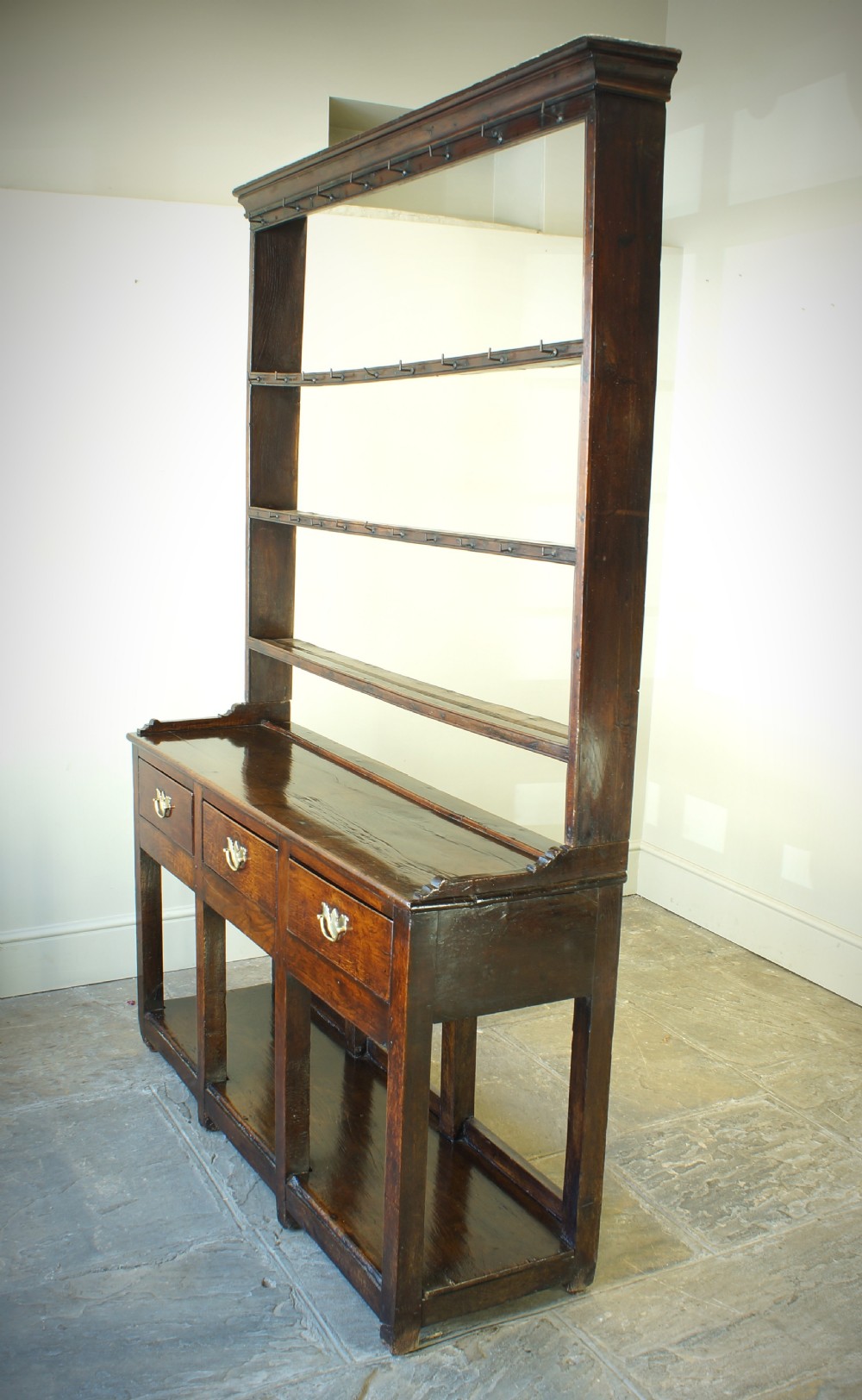 A Small Georgian Oak Potboard Dresser and Rack. View XVII
