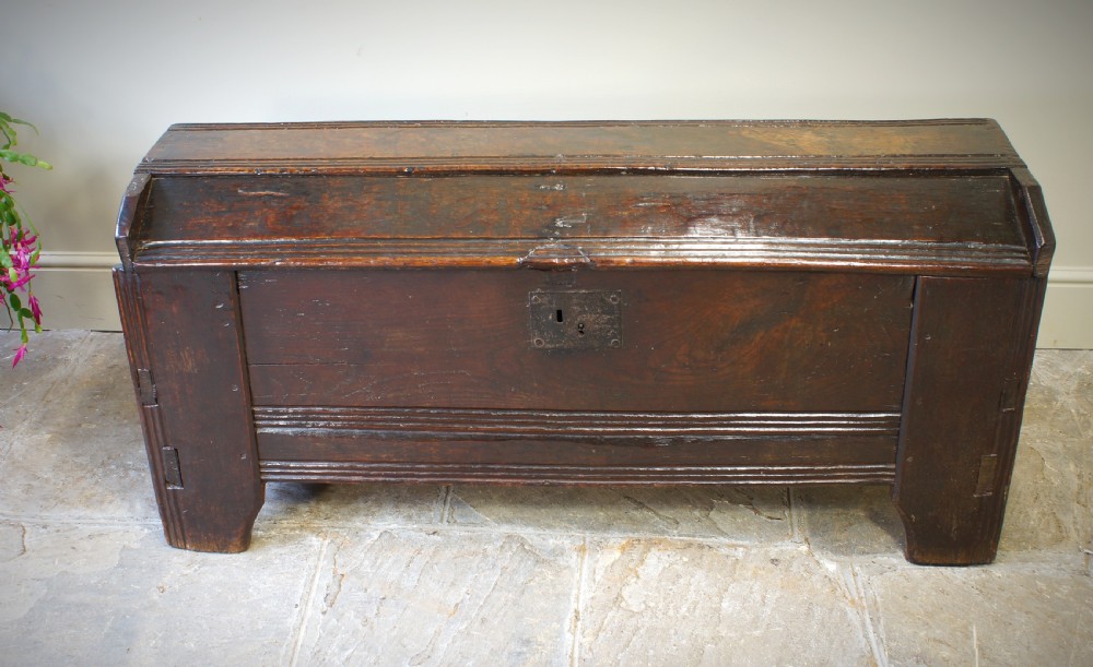 A 16th Century Boarded Oak Clamp-front Meal Chest Or Ark, Welsh Borders, Circa 1550 View II