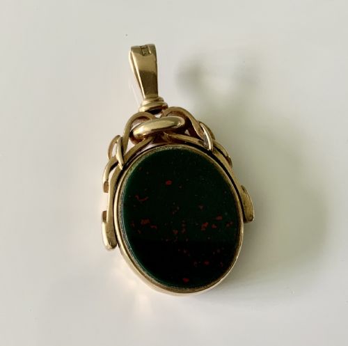 Victorian Gold, Carnelian & Bloodstone Swivel Fob