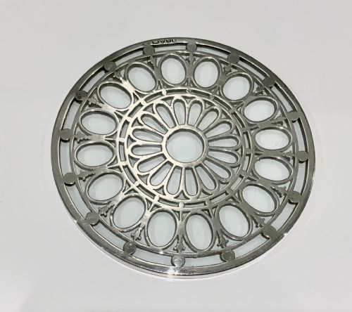 Silver Trivett - Teapot Stand
