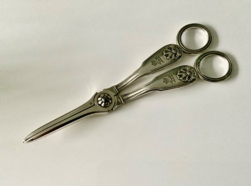 George IV Silver Grape Scissors/shears