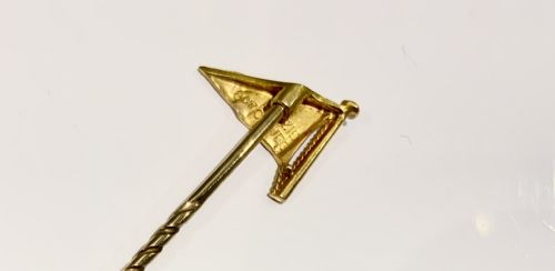 ROYAL VICTORIA YACHT CLUB 18CT GOLD STICK PIN - ADDITIONAL PHOTO 4