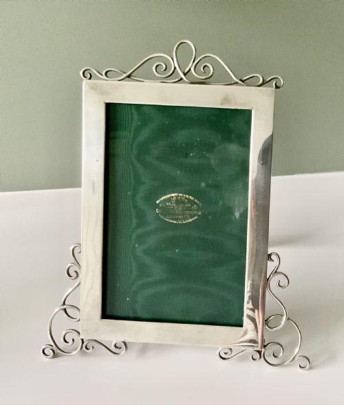 Edwardian Silver Frame Goldsmiths & Silversmiths