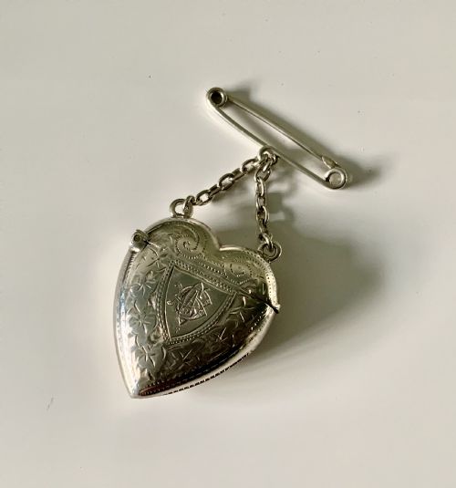 Victorian Heart Shaped Silver Vesta