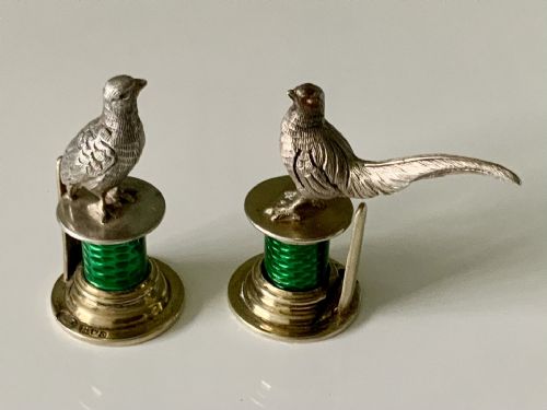 Goldsmiths & Silversmiths Menu Holders