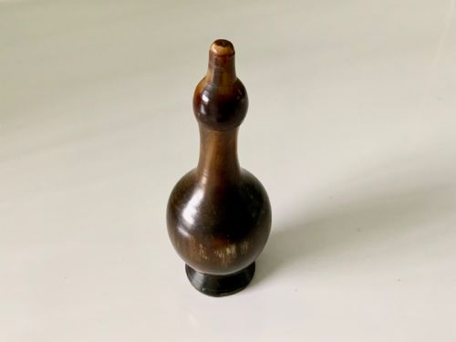 19TH CENTURY HORN GLOVE POWDERER - ADDITIONAL PHOTO 3