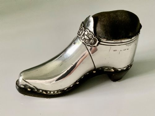 RARE SILVER PIN CUSHION IN THE FORM OF A CLOG