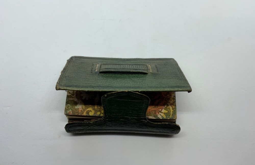 Miniature leather bound almanac 1779 View VI