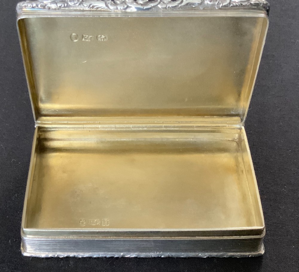 Victorian silver snuff box View III