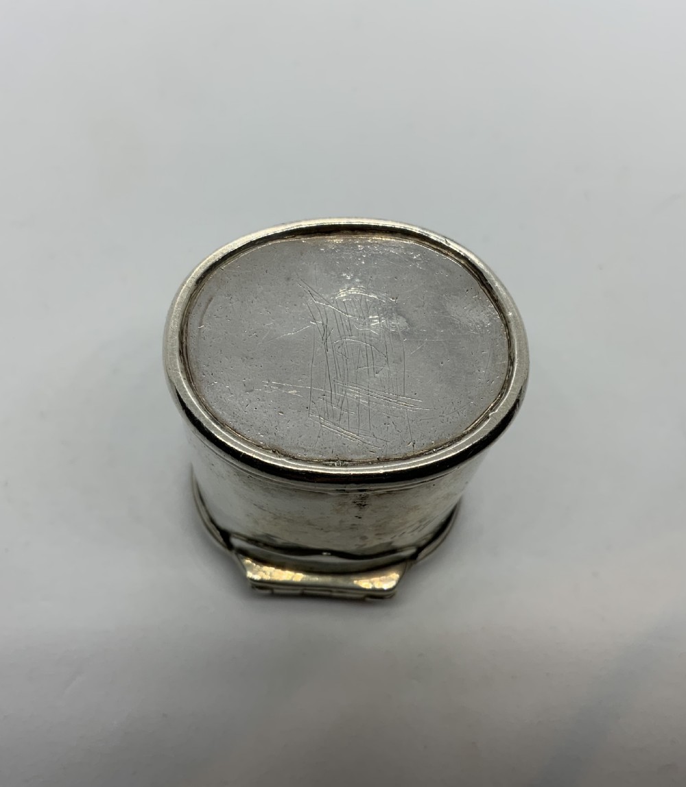 Silver & agate Scottish snuff mull View V