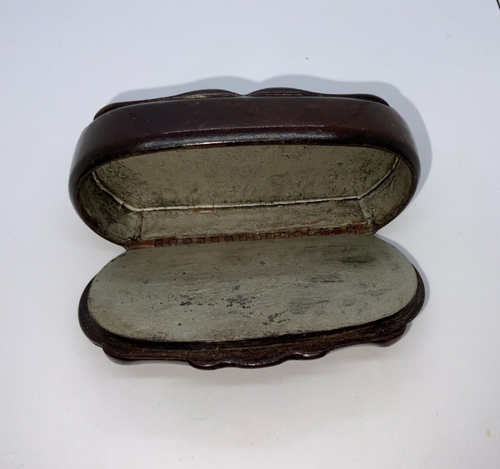 19th Century leather snuff box View VI