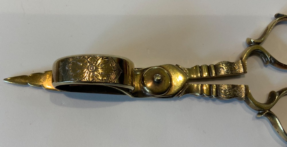 Rare silver gilt candle snuffers View VI