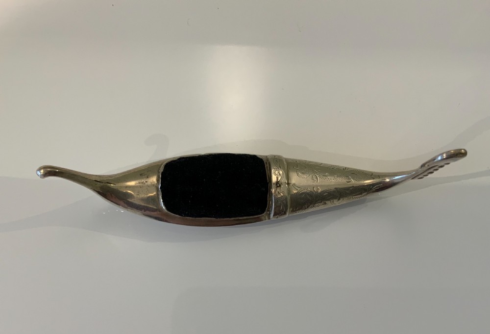 Rare silver gondola pin cushion View IV