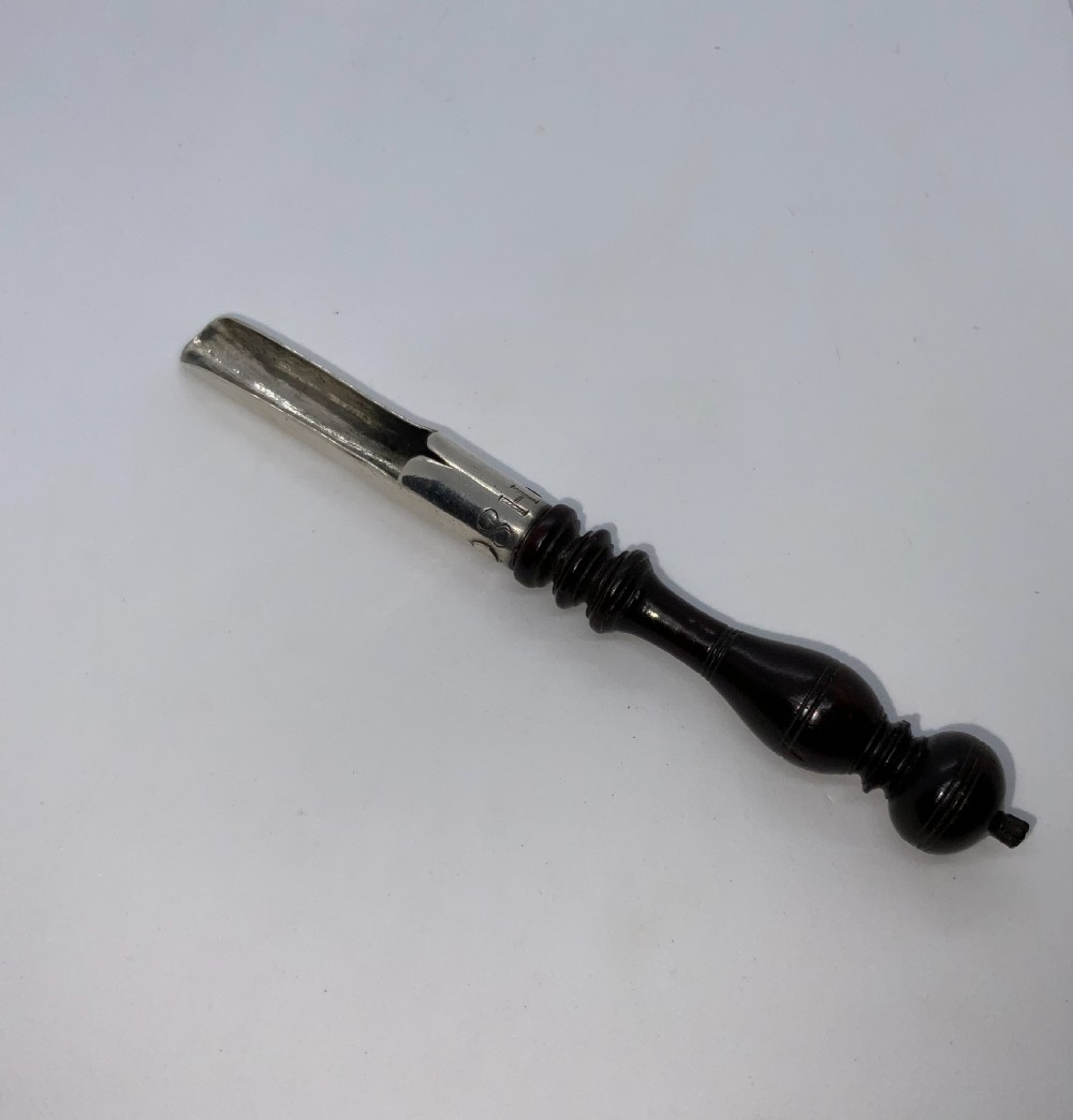 Georgian treen handled apple corer