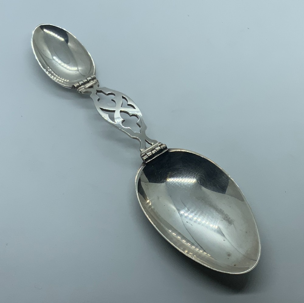 Double ended folding silver medicine spoon View V