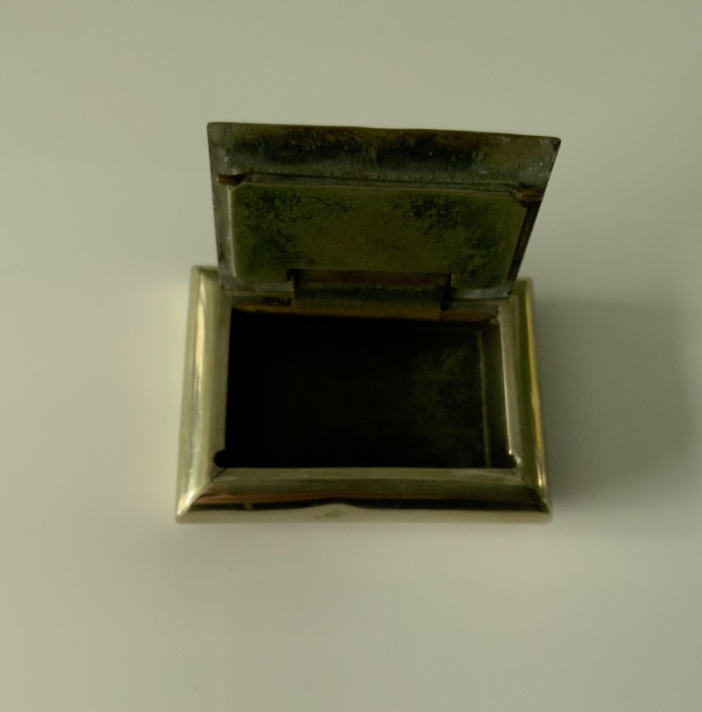 Georgian trick snuff box View IV