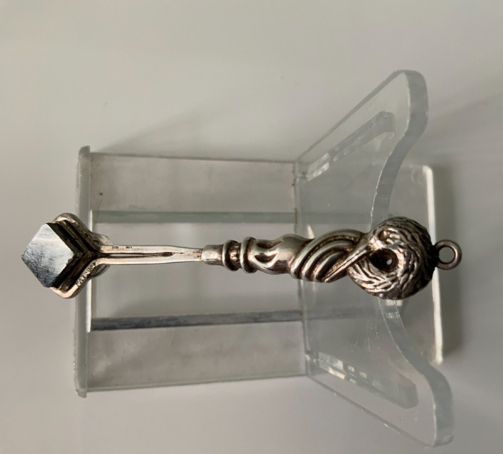 Silver chatelaine magnifying glass View IV