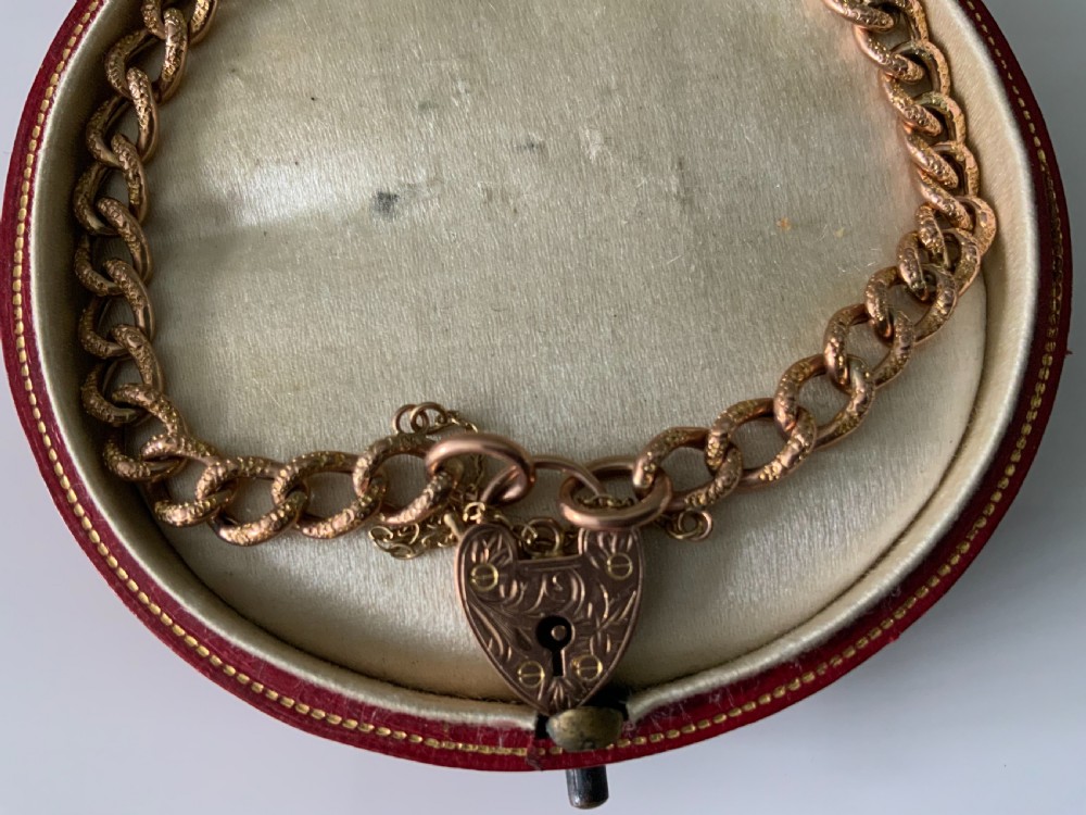 9ct gold bracelet View II