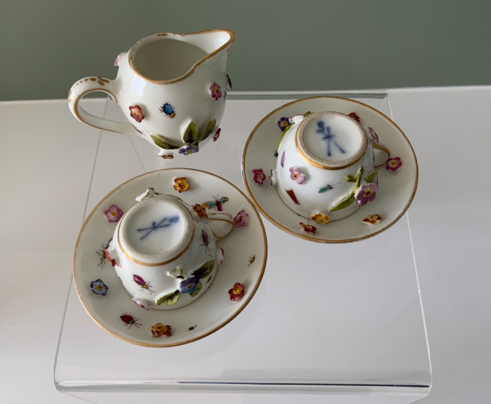 Rare Samson miniature flower encrusted porcelain  View II