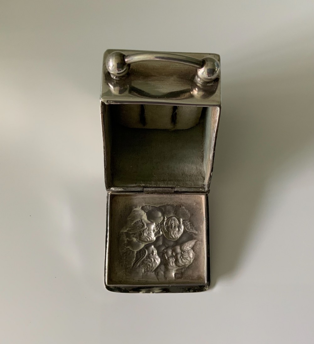 Novelty silver ring box - Reynolds Angels View IV