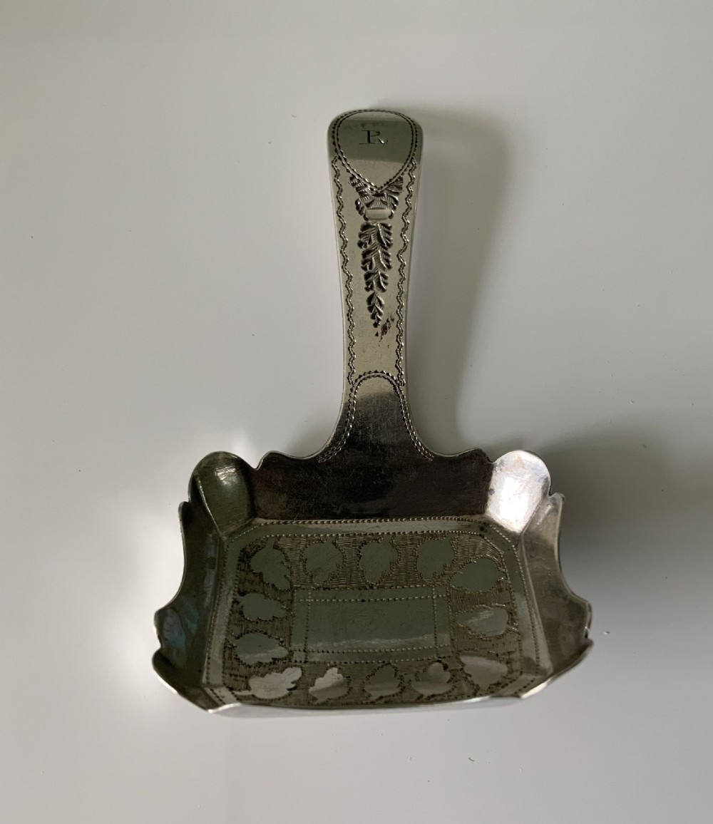 Cox & Betteridge silver caddy spoon View II