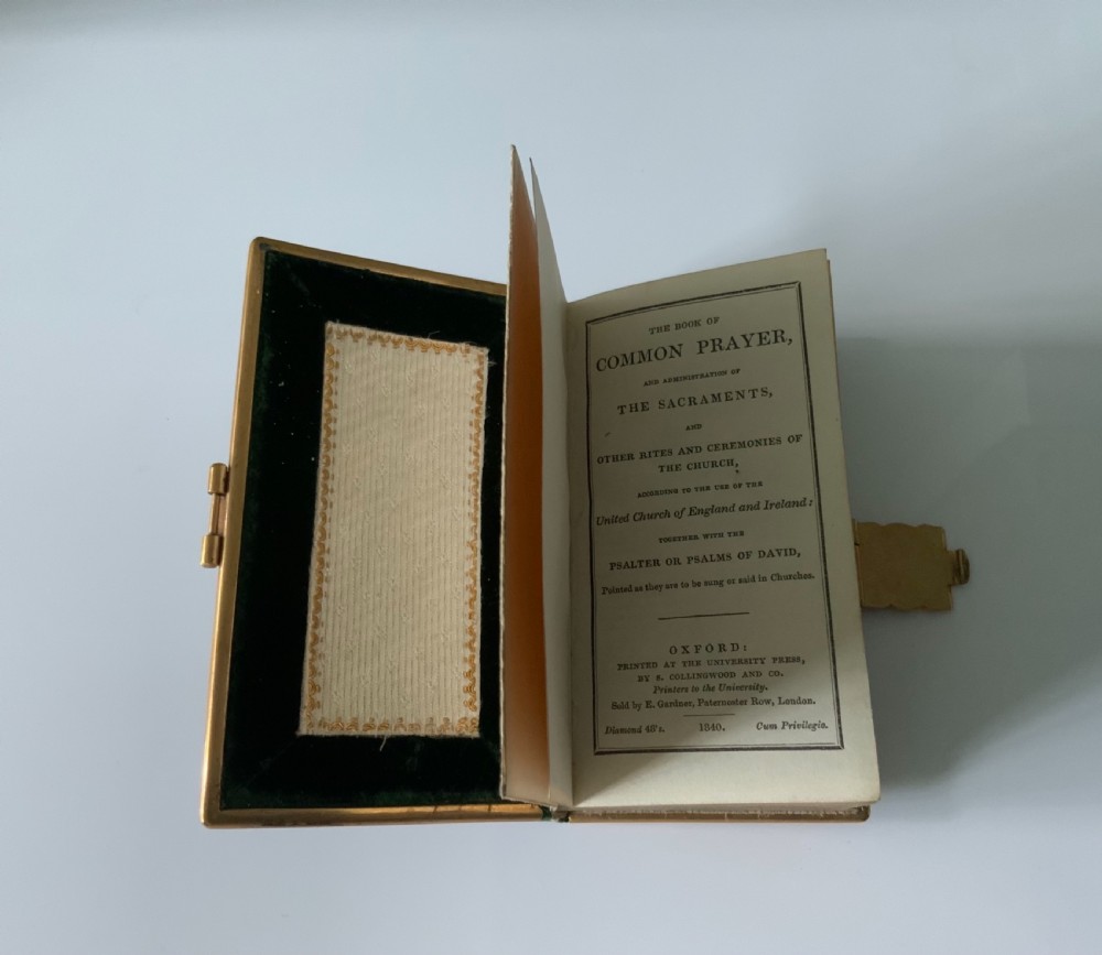 Victorian velvet common prayer book View II