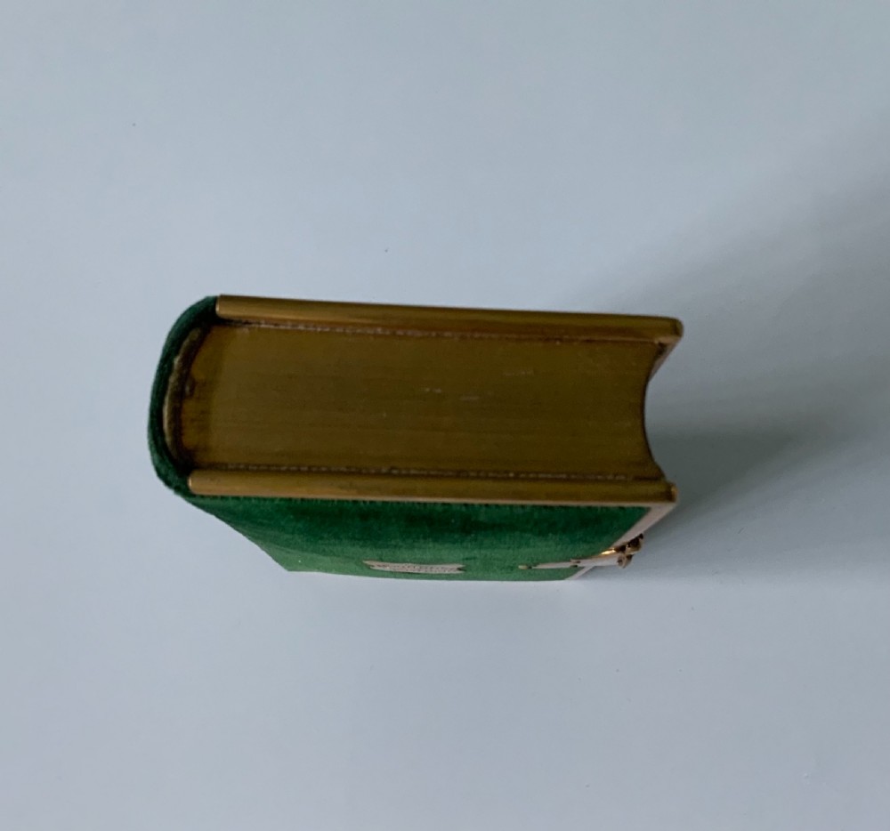 Victorian velvet common prayer book View VI