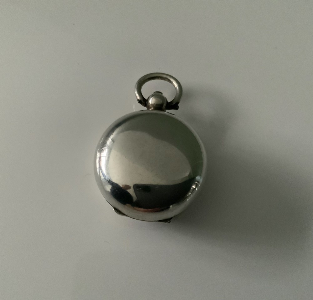 Victorian silver sovereign case View III