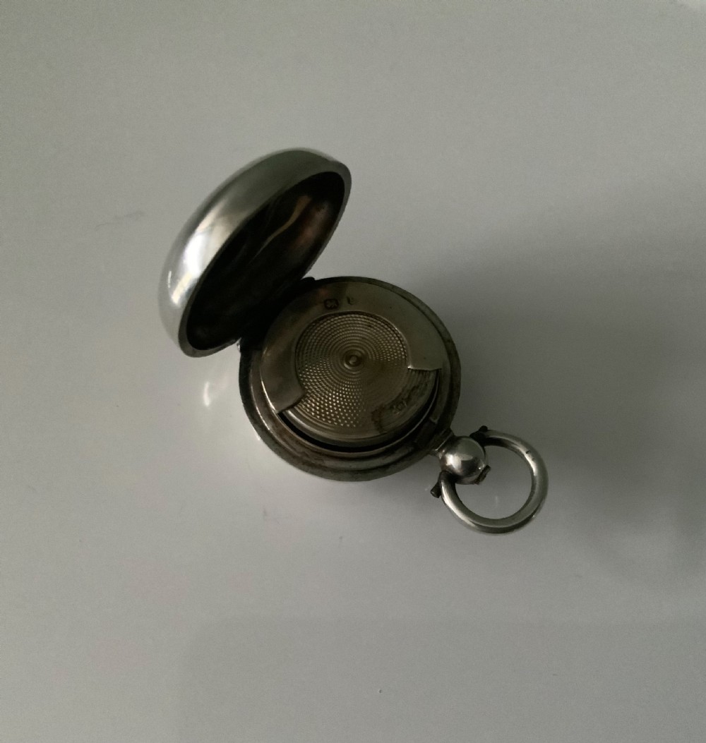 Victorian silver sovereign case View IV