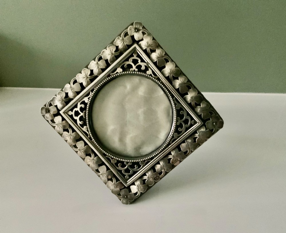 Silver photograph frame - Shamrock decoration