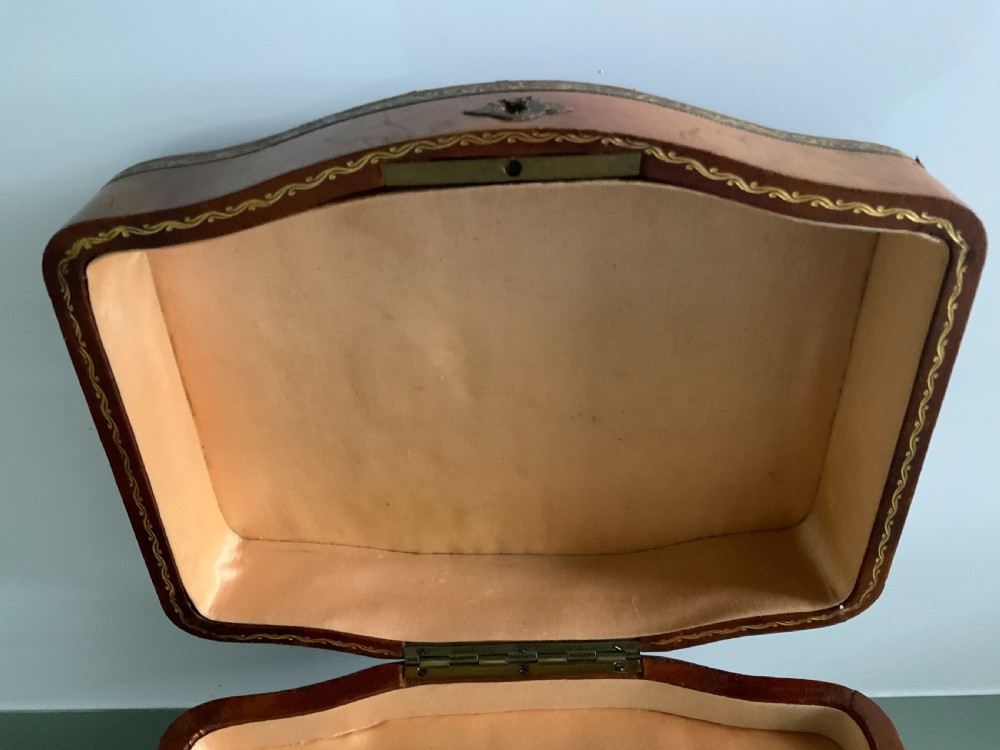 French leather box View II
