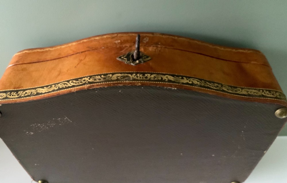 French leather box View IV