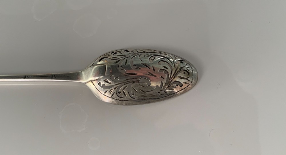 Georgian silver mote spoon View IV