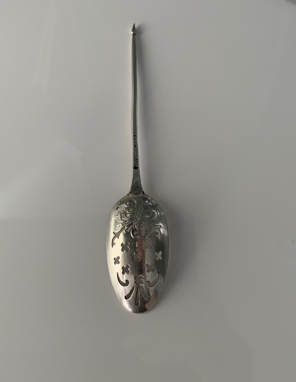 Rare Georgian silver picture back mote spoon