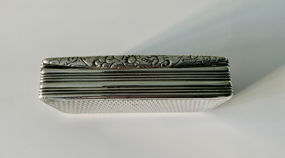 Georgian silver snuff box View IV