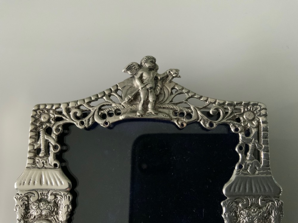 Ornate Victorian silver photograph frame View IV
