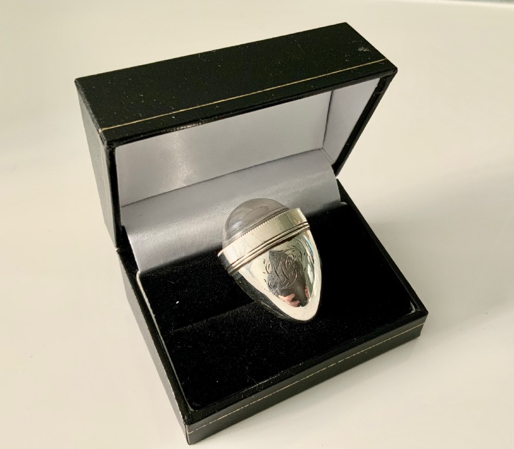 Georgian silver nutmeg grater