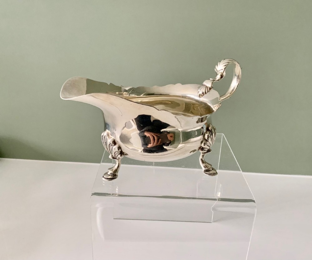 Silver sauce boat View III