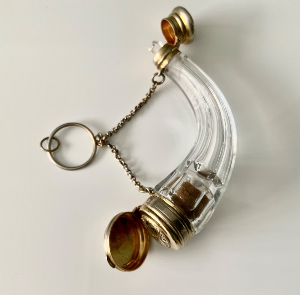 French silver gilt cornucopia vinaigrette and scent combination View III