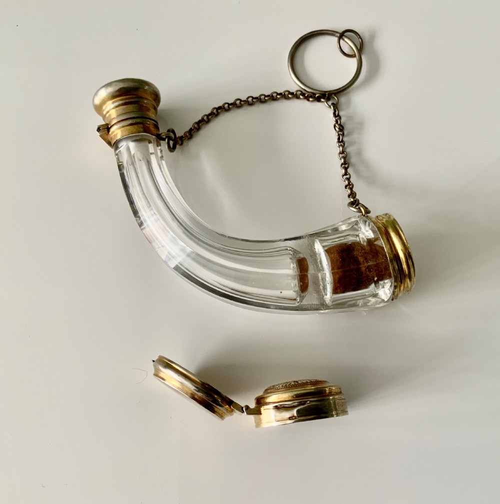 French silver gilt cornucopia vinaigrette and scent combination View IV