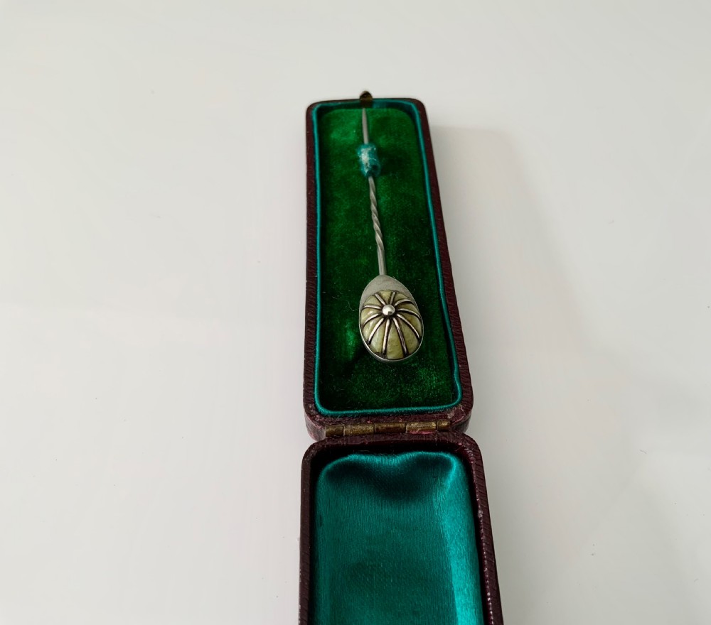 Jockey cap silver and Connemara marble stick pin View IV
