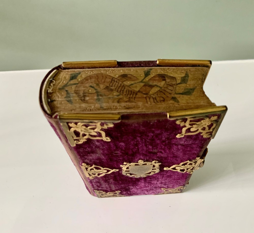 Victorian velvet covered common prayer book View V